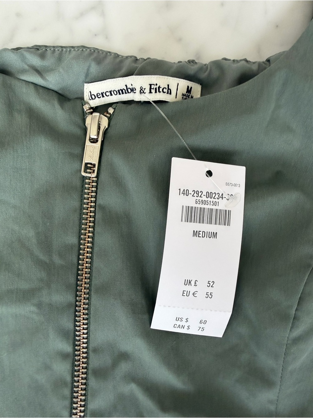 Abercrombie & Fitch Olive Green Zip-Front Women’s Top - NWT - Picture 3 of 4